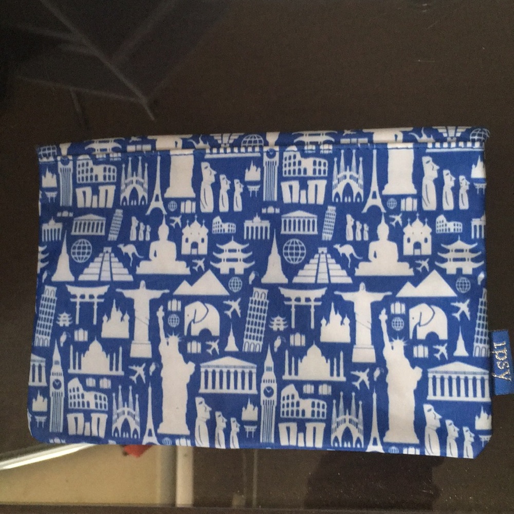 Ipsy bag